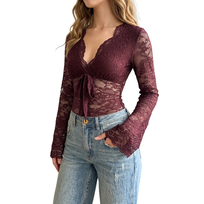 Damen Figurbetontes Spitzen-Longsleeve mit V‑Ausschnitt, Bindebandfront und Trompetenärmeln Nord Taschen