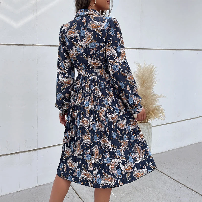 Damen Hemdblusenkleid mit Paisley-Print, Taillenschärpe und Plissee-Rock Nord Taschen
