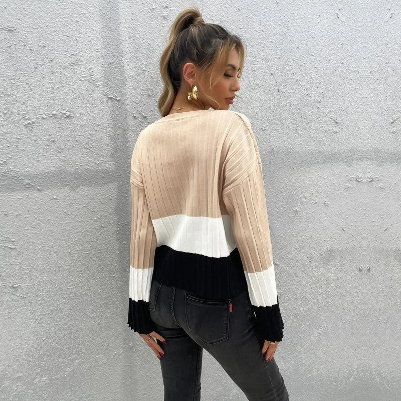 Damen Gerippter Colorblock-Pullover mit weitem Ärmelbündchen Nord Taschen