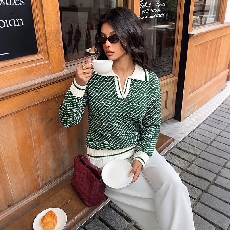 Damen Jacquard-Strickpullover mit Polokragen und V‑Schlitz Nord Taschen