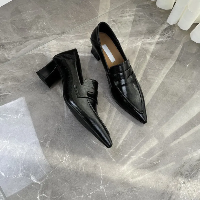 Damen spitze Pumps mit elegantem Riemen und bequemen Blockabsatz - Vittorelli