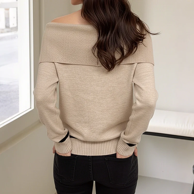 Damen Schulterfreier Oversize-Strickpullover mit umgeschlagenem Kragen und Rautenmuster Nord Taschen