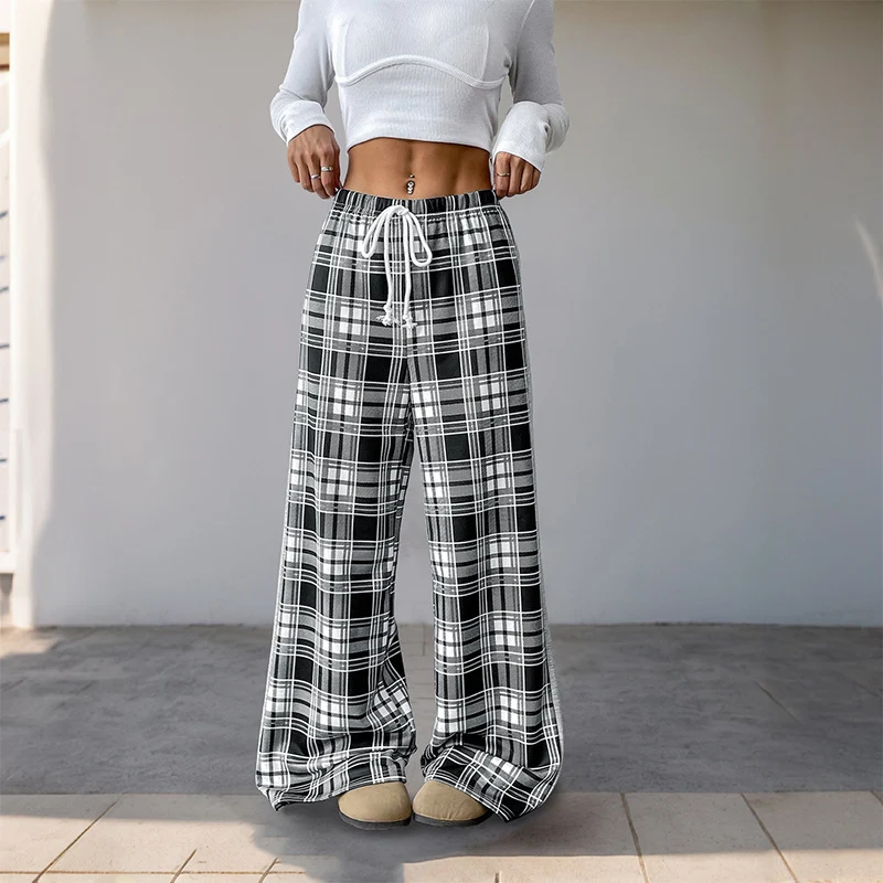Damen Weite Lounge‑Hose im Karomuster mit elastischem Bund und Kontrast‑Seitpanel Nord Taschen