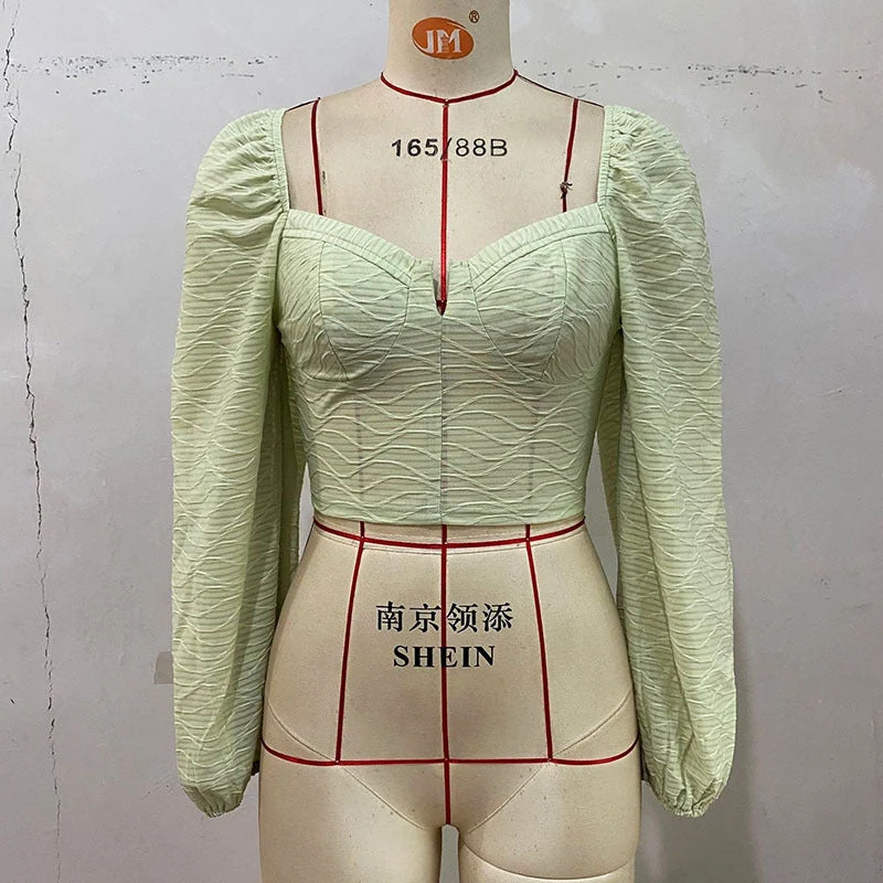 Damen Kurzes Bustier-Cropped-Top mit herzförmigem Ausschnitt, Puffärmeln und strukturierter Chiffonoptik Nord Taschen