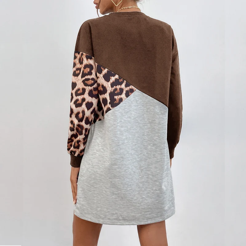 Damen Oversize-Sweatkleid mit Colorblock-Design und Leopardenärmeln Nord Taschen