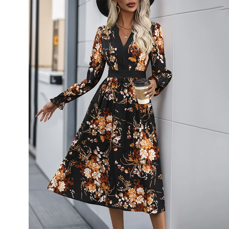 Damen Midikleid mit tailliertem Bund, V‑Ausschnitt, langen Ärmeln und floralem Allover‑Print Nord Taschen