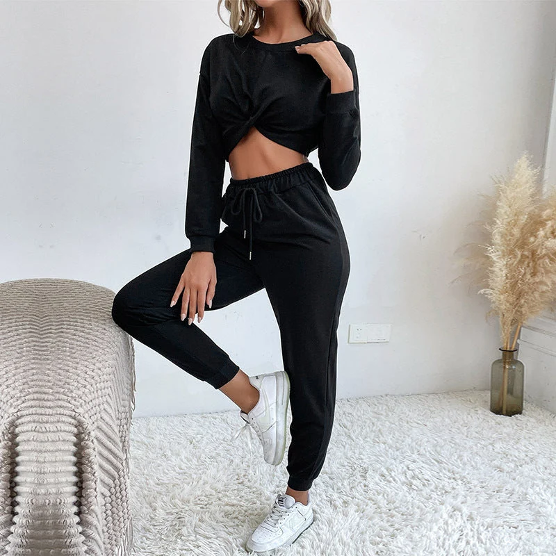 Damen Kurzgeschnittenes Loungewear-Set mit Twist-Oberteil und hochtaillierter Jogginghose Nord Taschen