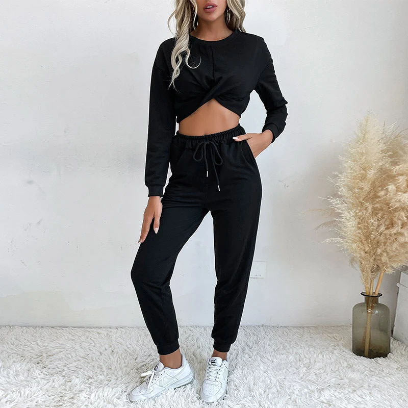 Damen Kurzgeschnittenes Loungewear-Set mit Twist-Oberteil und hochtaillierter Jogginghose Nord Taschen