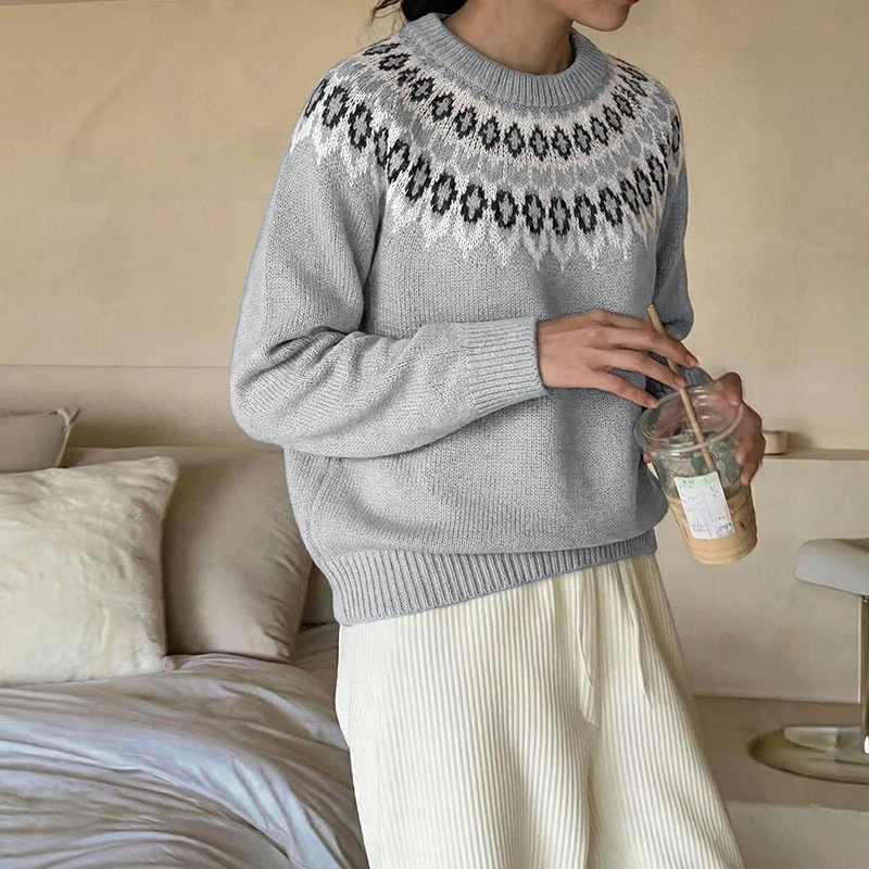 Damen Rundhals-Pullover mit Jacquard-Yoke und Relaxed-Fit Nord Taschen