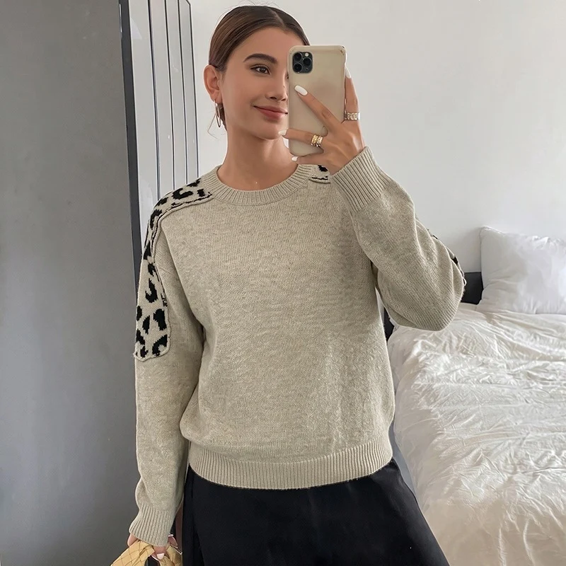 Damen Oversize Strickpullover mit Leo-Jacquard-Schultereinsätzen Nord Taschen