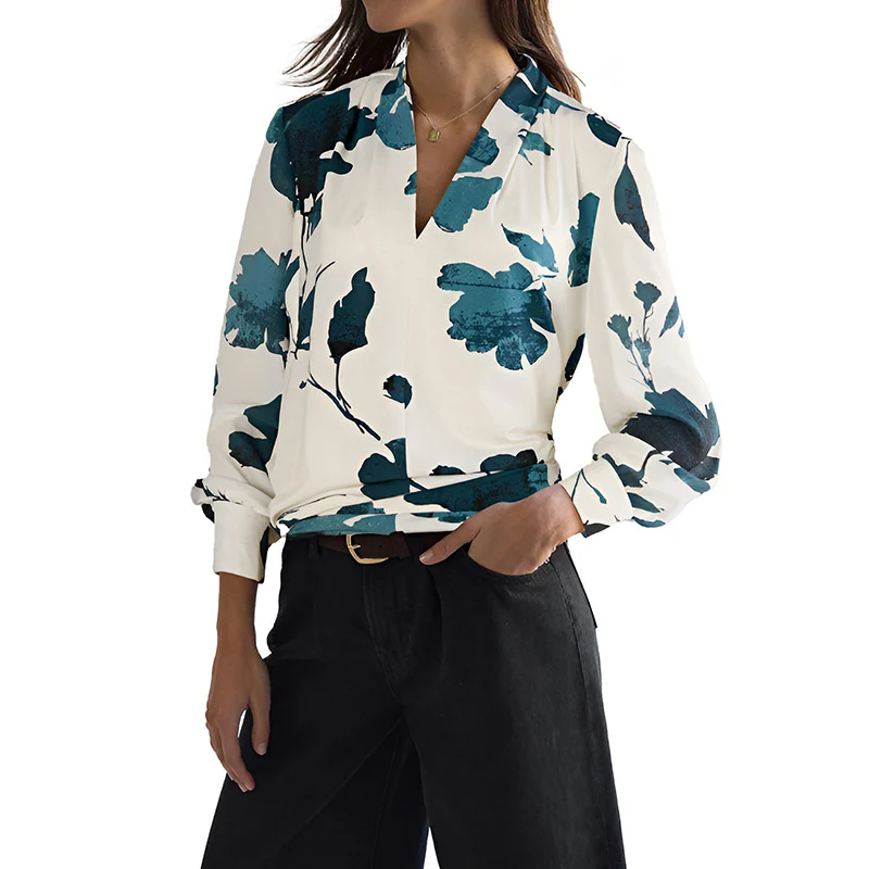 Damen Viskosebluse mit floralem Aquarellprint, V‑Ausschnitt und Manschetten Nord Taschen