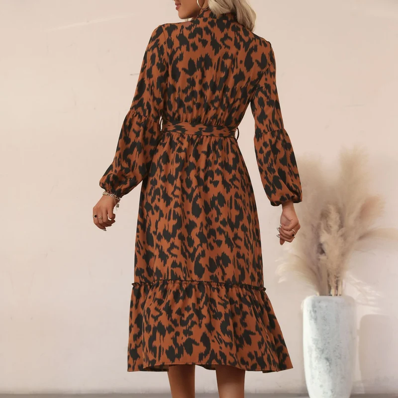 Damen Viskose-Midikleid mit Leoparden-Print, verdeckter Knopfleiste, Taillenband und Stufenvolant Nord Taschen