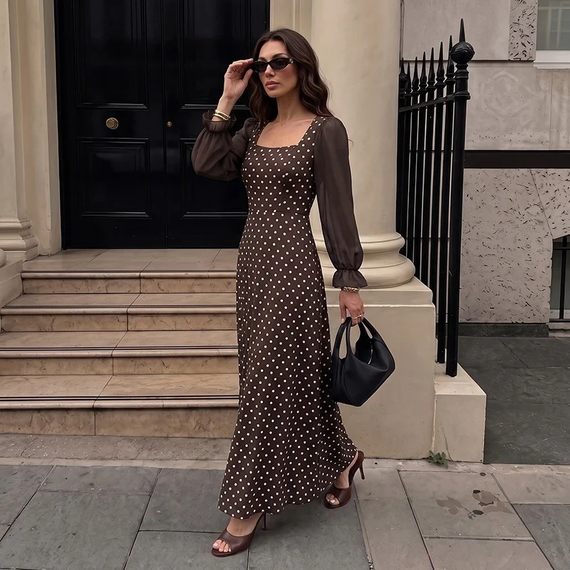 Damen Retro-inspiriertes Polka‑Dot‑Maxikleid mit quadratischem Dekolleté und transparenten Plissee‑Ärmeln Nord Taschen