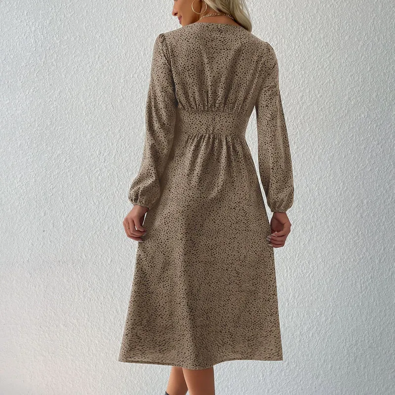 Damen V‑Ausschnitt Midikleid mit Knopfleiste, taillierter Schnitt und Ballonärmeln Nord Taschen