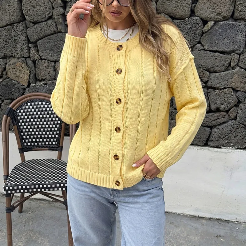 Damen Leichter Rippstrick-Cardigan mit Holzknöpfen und Oversize-Silhouette Nord Taschen