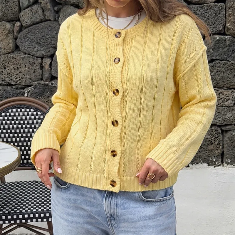 Damen Leichter Rippstrick-Cardigan mit Holzknöpfen und Oversize-Silhouette Nord Taschen