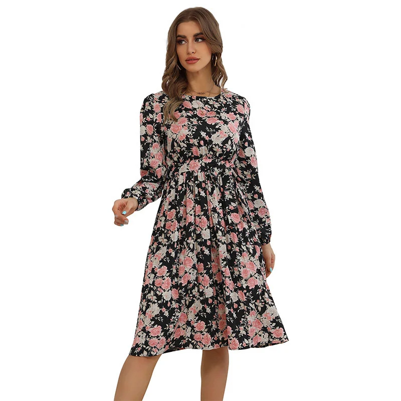 Damen Midikleid mit floralem Allover‑Print, Taillenraffung und seitlichem Schlitz Nord Taschen