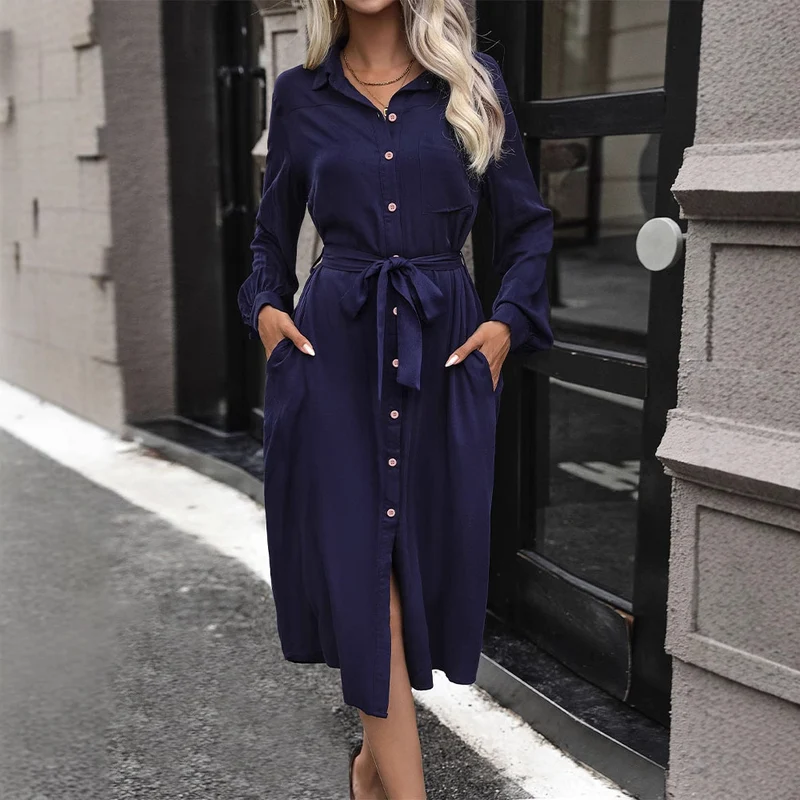 Damen Midikleid im Hemdblusenstil mit Bindegürtel, verdeckter Knopfleiste und hohem Beinschlitz Nord Taschen