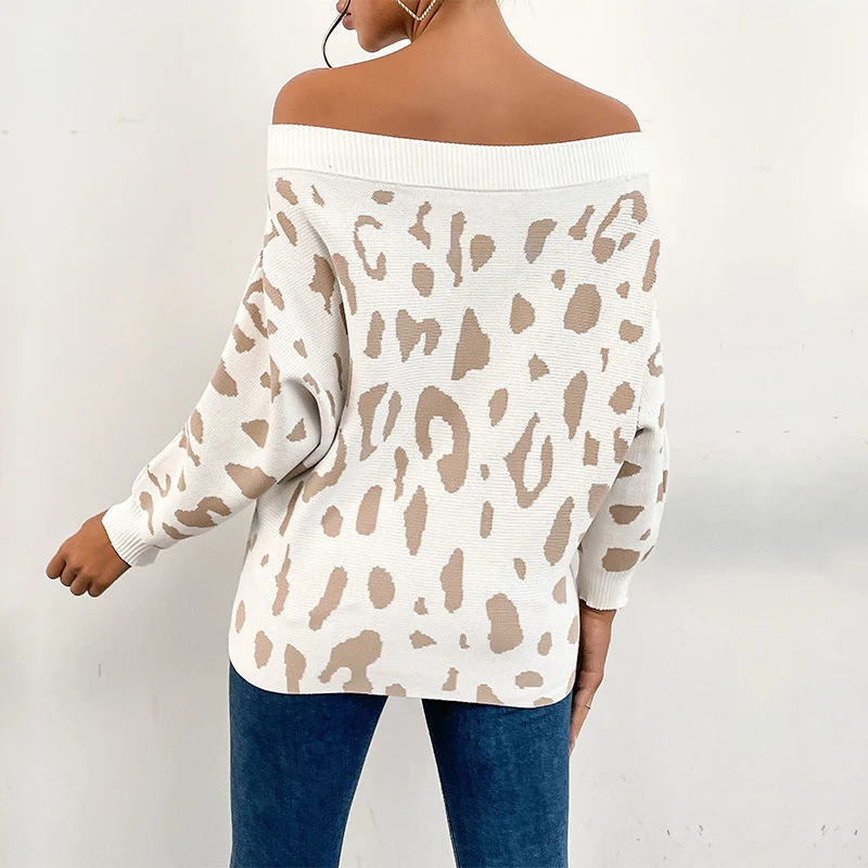 Damen Oversize-Schulterfreier Feinstrickpullover mit Animal-Jacquard und breitem Umschlagkragen Nord Taschen