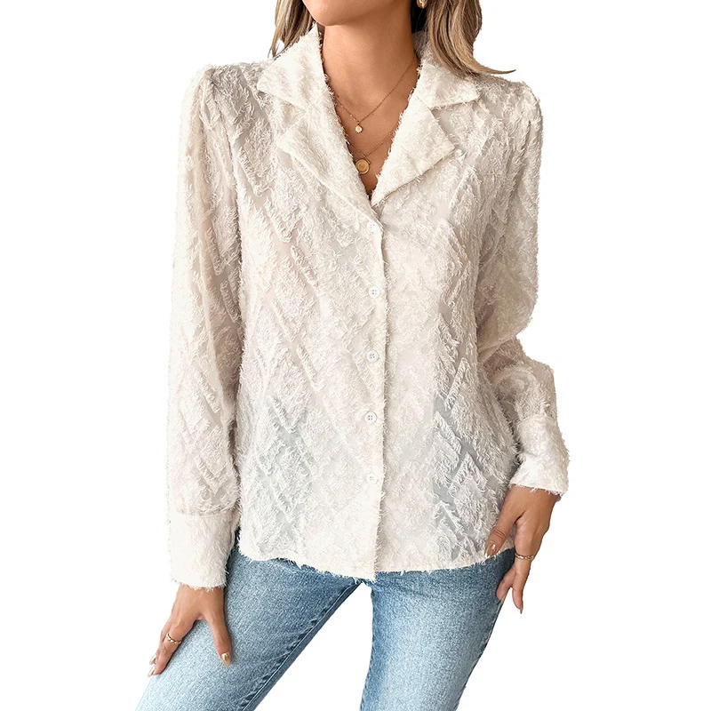 Damen Transparente Strukturbluse mit Fransenoptik, Hemdkragen und durchgehender Knopfleiste Nord Taschen