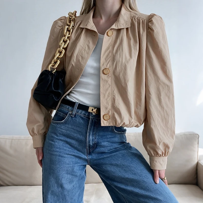 Damen Leichte Kurzjacke mit Ballonärmeln, Puffschultern & Gummizugsaum Nord Taschen