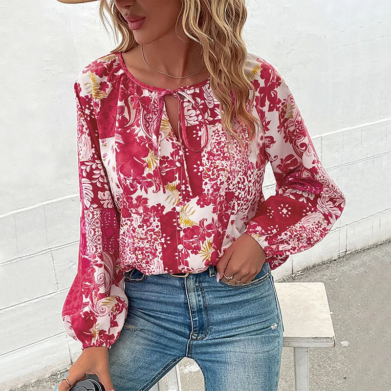 Damen Leichte Boho-Bluse mit Patchwork‑Print, Bindeschlitz und Ballonärmeln Nord Taschen