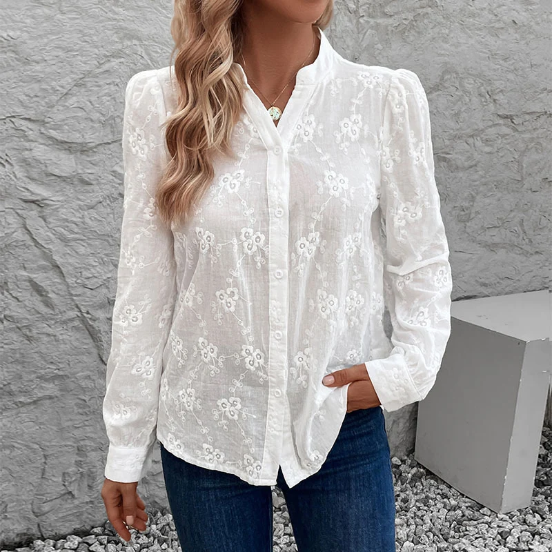 Damen Leichte bestickte Voile-Bluse mit Stehkragen und durchgehender Knopfleiste Nord Taschen