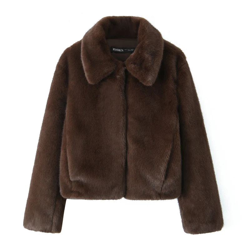 Damen Kurzjacke aus luxuriösem Kunstfell mit klassischem Hemdkragen Nord Taschen