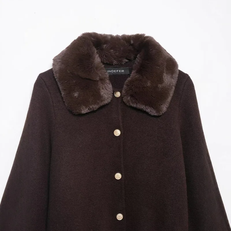 Damen Kurzgeschnittener Strickcardigan mit abnehmbarem Faux‑Fur‑Kragen Nord Taschen