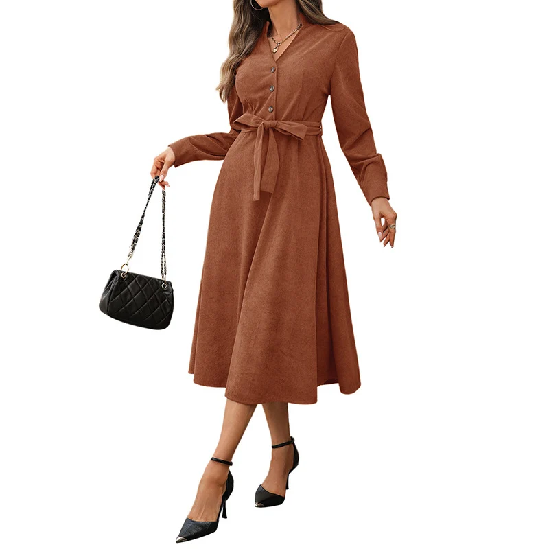 Damen Midikleid aus Cord mit V‑Ausschnitt, Knopfleiste, dreiviertelärmeln und Bindegürtel Nord Taschen