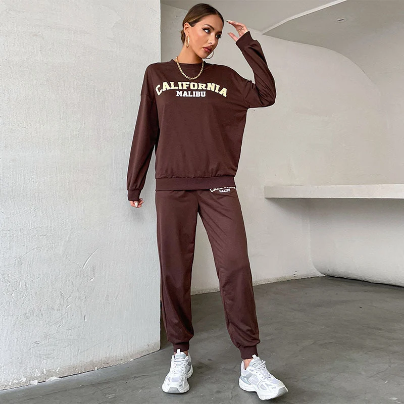 Damen Lässiges Sweatset im College‑Look mit Oversize‑Sweatshirt und Jogginghose Nord Taschen