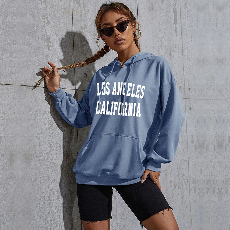 Damen Oversize-Kapuzenpullover im Collegestyle mit Kängurutasche, Retro-Logoprint und French-Terry-Futter Nord Taschen