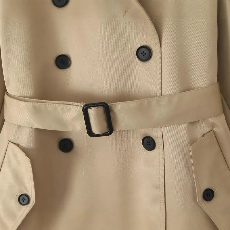 Damen Kurzer taillierter Doppelreiher-Trench mit Cape-Ärmeln und Bindegürtel Nord Taschen