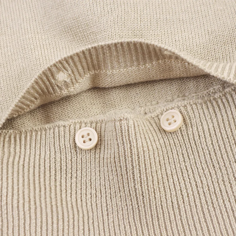 Damen Kurzer Feinstrick-Pullover mit Ballonärmeln und Dekoknopf-Bund Nord Taschen