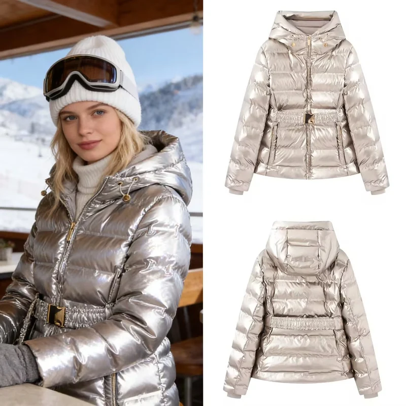 Damen Kurz geschnittene Steppjacke mit Kapuze, tailliertem Gummizug und Ziergürtel Nord Taschen