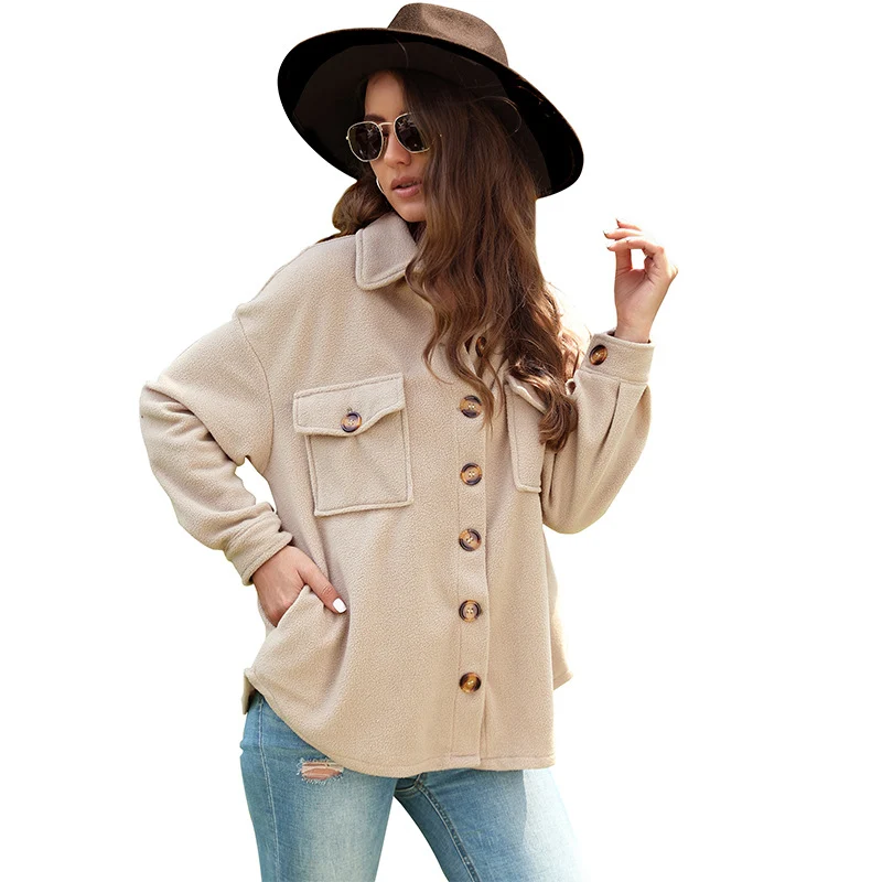 Damen Oversized Teddy-Shacket mit Knopfleiste, aufgesetzten Pattentaschen und weichem Futter Nord Taschen
