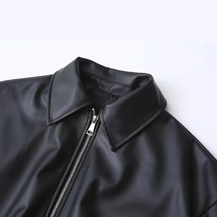 Damen Oversize Kunstleder-Bomberjacke mit Reißverschluss, elastischem Saum und Pattentaschen Nord Taschen