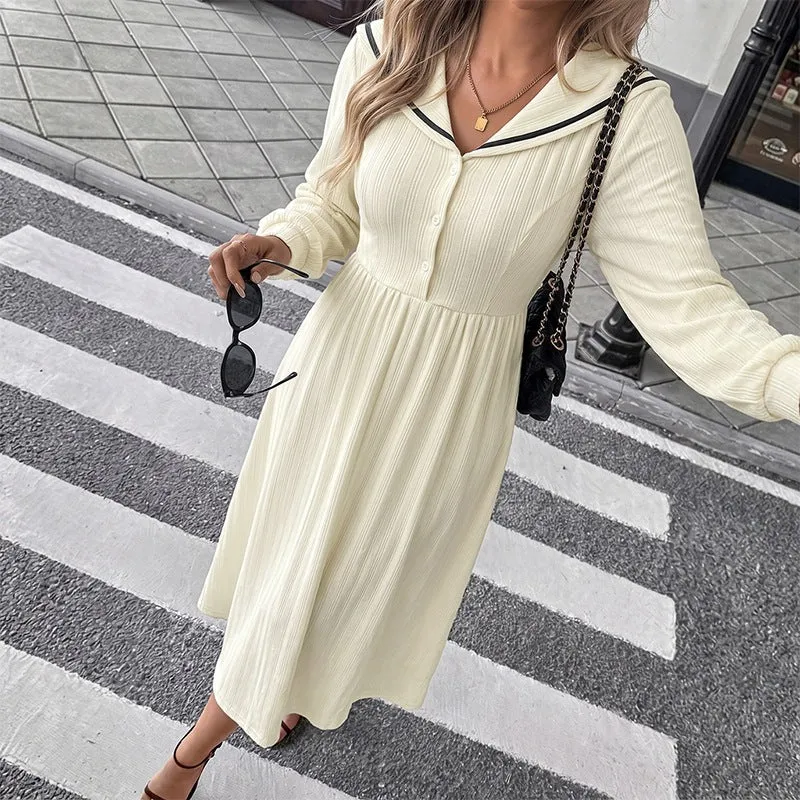 Damen Maxikleid mit Matrosenkragen, feinem Rippstrick und taillierter Silhouette Nord Taschen