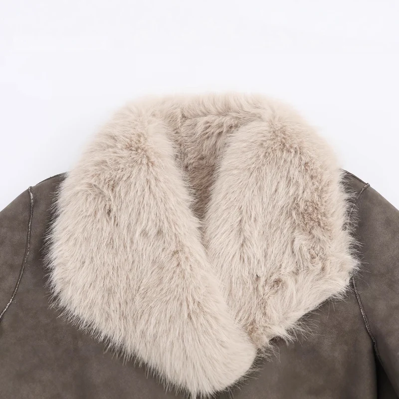 Damen Langer Wendbarer Kunstfell-Mantel mit Oversized-Schalkragen und aufgesetzten Taschen Nord Taschen