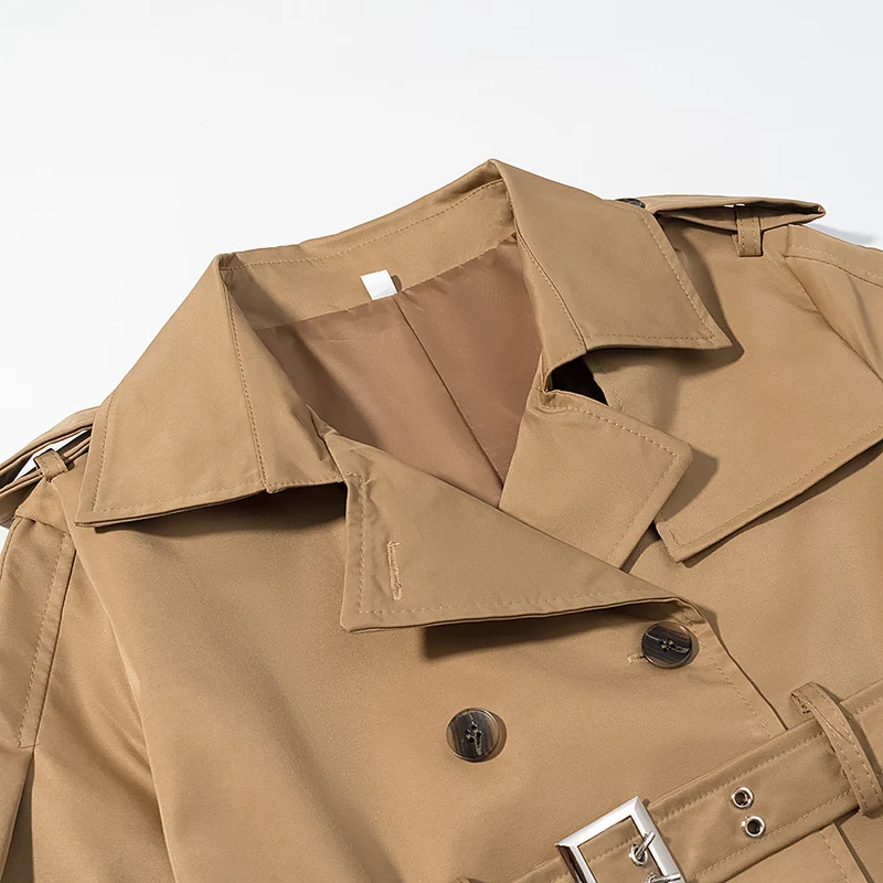 Damen Langer taillierter Trenchcoat mit doppeltem Taillengürtel und Epauletten Nord Taschen
