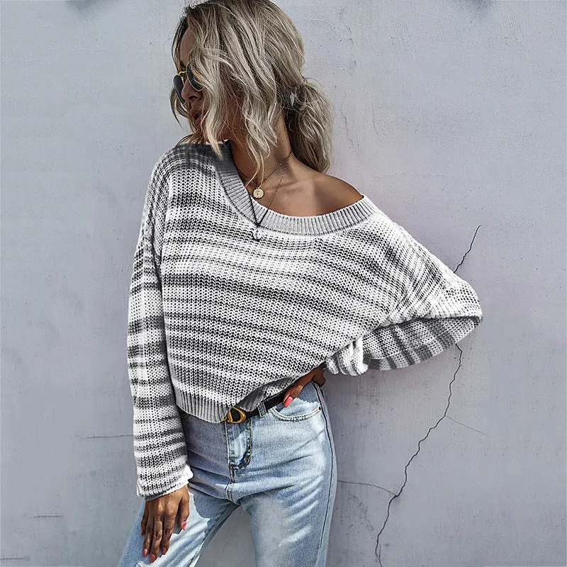 Damen Oversize-gestreifter Cropped-Strickpullover mit asymmetrischem Carmenausschnitt Nord Taschen