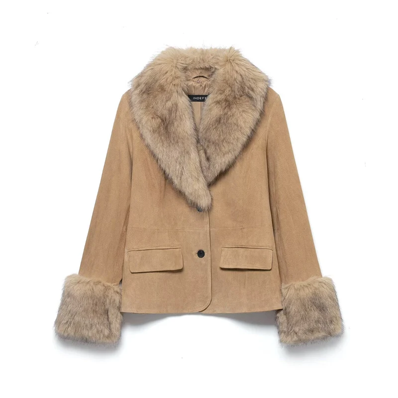 Damen kurze Wildlederjacke mit voluminärem Fellkragen und breiten Fellmanschetten Nord Taschen