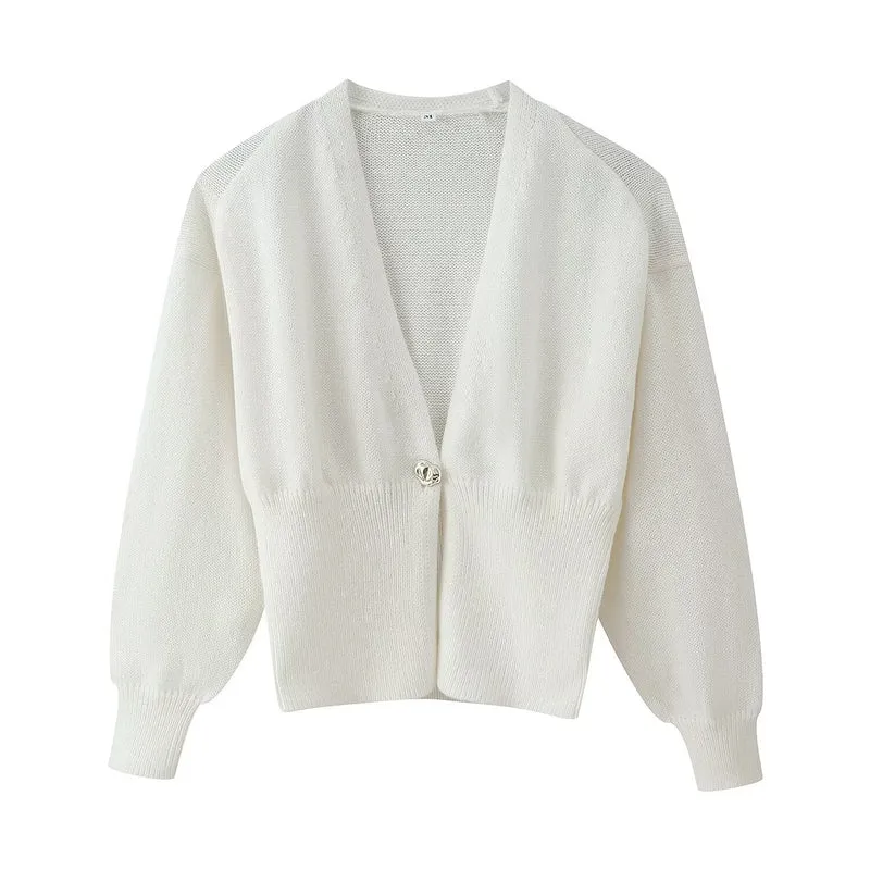 Damen Kurze V‑Ausschnitt Strickjacke mit Ballonärmeln und Zierknopf Nord Taschen