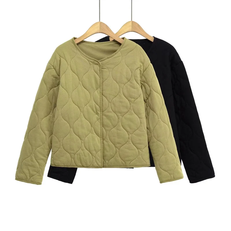 Damen Gesteppte Kurzjacke im Oversize‑Schnitt mit Rundhals und Wellensteppung Nord Taschen