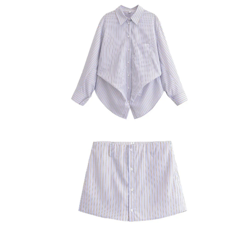 Damen Oversize-Hemdbluse mit feinen Längsstreifen, Brusttasche und abgerundetem Saum Nord Taschen