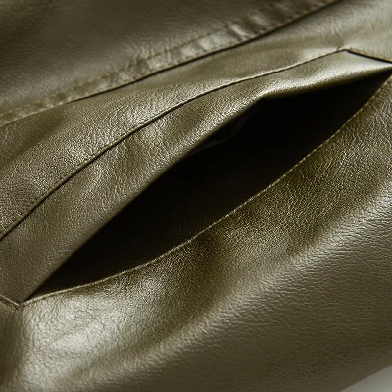 Damen Oversize Fauxleder-Blouson mit elastischem Saum, schräge Zipper-Brusttasche und Reißverschlussärmeln Nord Taschen