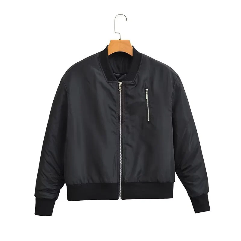 Damen Kurz geschnittene Nylon-Bomberjacke mit glänzender Oberfläche, wattiertem Futter und Metallreißverschluss Nord Taschen