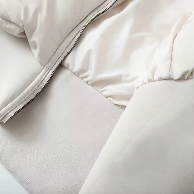 Damen Kurz geschnittene Hybrid-Steppjacke mit Kapuze, Taillenzug und elastischen Ärmeln Nord Taschen