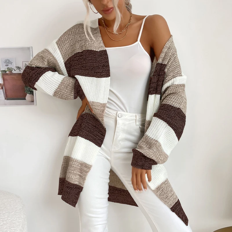 Damen Longline Strickcardigan mit breiten Blockstreifen, offener Front und überschnittener Schulter Nord Taschen