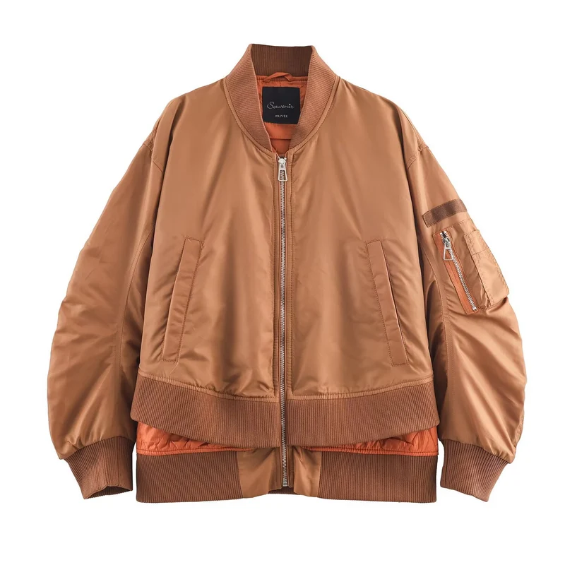 Damen Oversize-Bomberjacke mit wattierter Steppfütterung, Ärmel‑Reißverschlusstasche und breitem Rippbund Nord Taschen